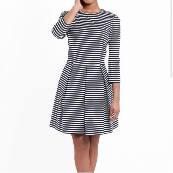 GAP Dresses & Skirts - ⭐️⭐️FREE⭐️⭐️ Gap Striped A-line Dress